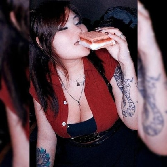 Meet your Posher, Tatum - Picture 1 of 1